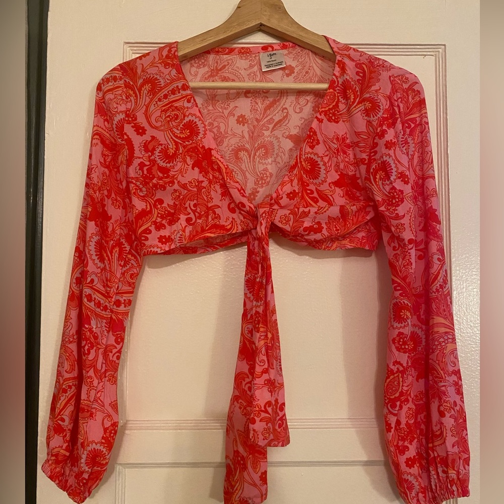SOLD VDM Bright Pink Paisley Long Sleeve Crop Top - XS